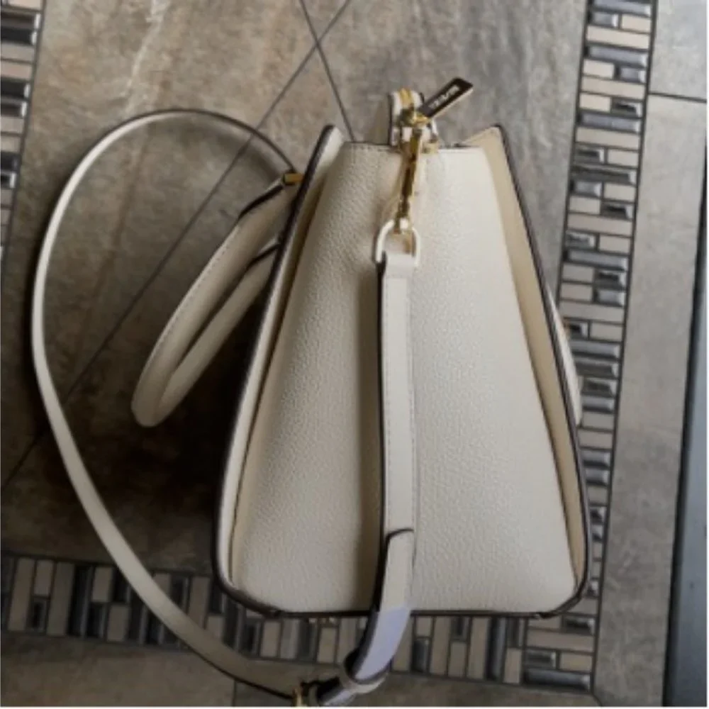 Michael Kors Daria Large Satchel Bag Leather Light Cream